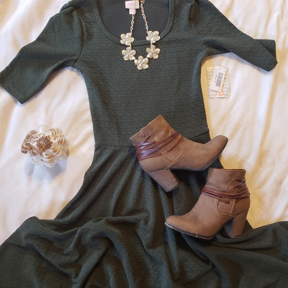 NWT XS Lularoe Nicole
